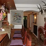 伽尔尼酒店 3* 俄斯特拉发