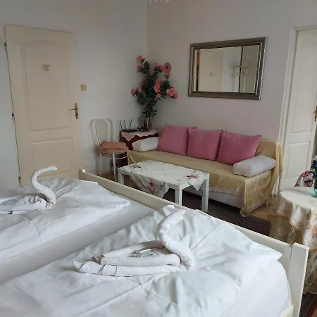 Garni Hotel