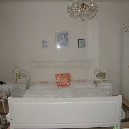 Garni Hotel